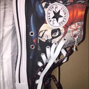 Harley Quinn Converse special edition